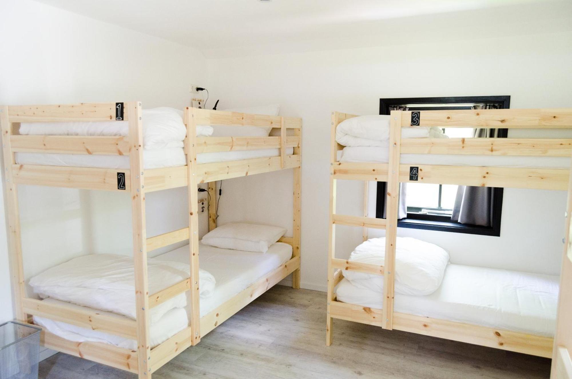 The Black Sheep Hostel Giethoorn Room photo