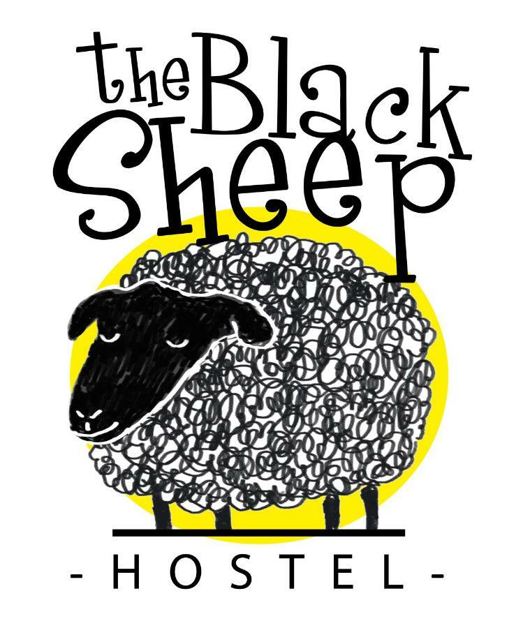 The Black Sheep Hostel Giethoorn Exterior photo